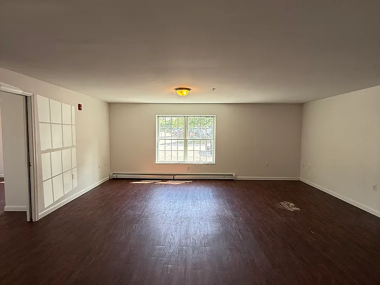 661 Bell St #1 — Photo 5