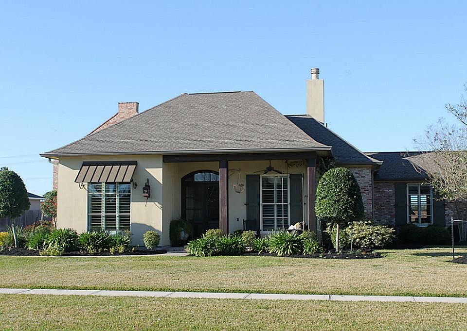 1st image of 2505 Magnolia Ln