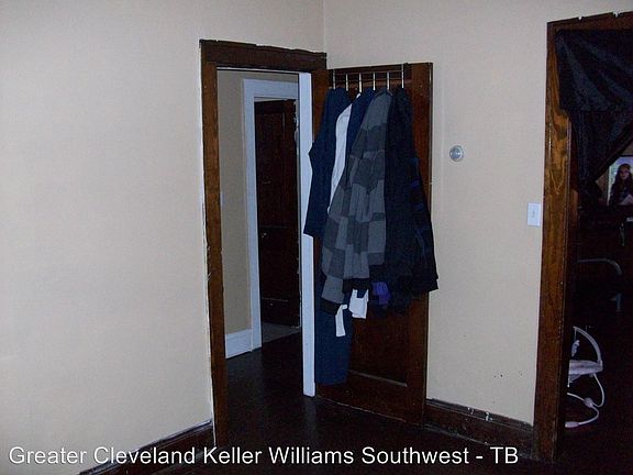 5th image of 9019 Denison Ave #3406340