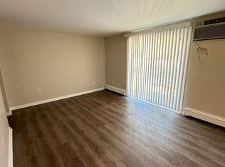 6677 Erie Rd, Derby, NY 14047