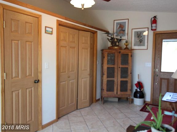4th image of 34 Bluebird Dr