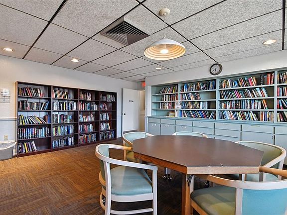3rd image of 17900 GULF BOULEVARD #15D