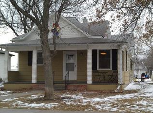 1421 11th St, Aurora, NE 68818