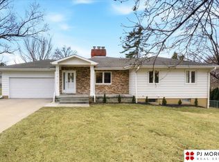 11717 Hickory Rd, Omaha, NE 68144