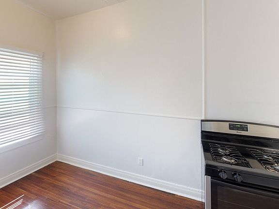 3rd image of 220 S Catalina St #29A