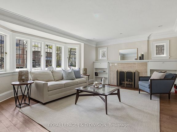 3rd image of 102 Ridge Dr