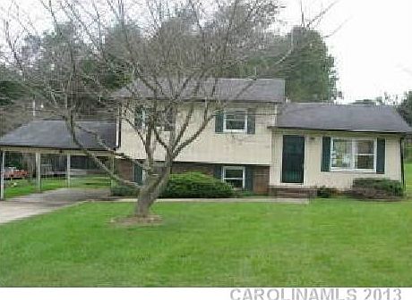 1st image of 141 Winberry Ln