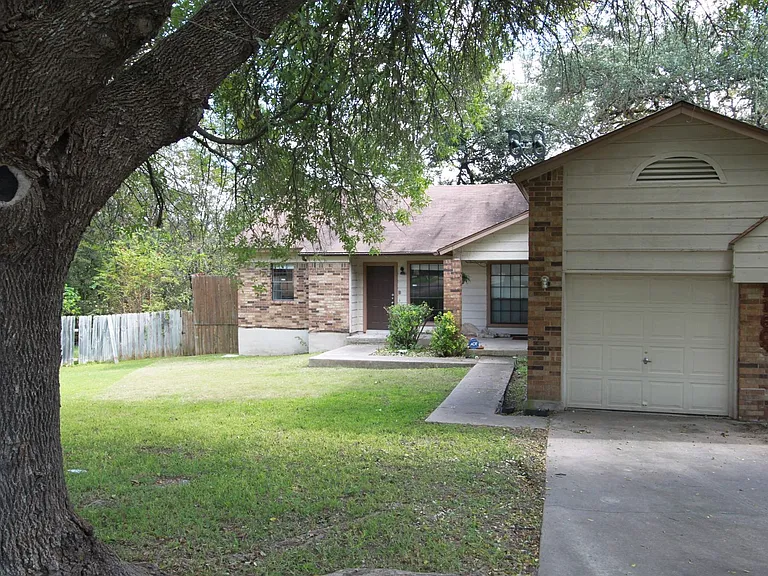 11603 Poplar Cv — Photo 1