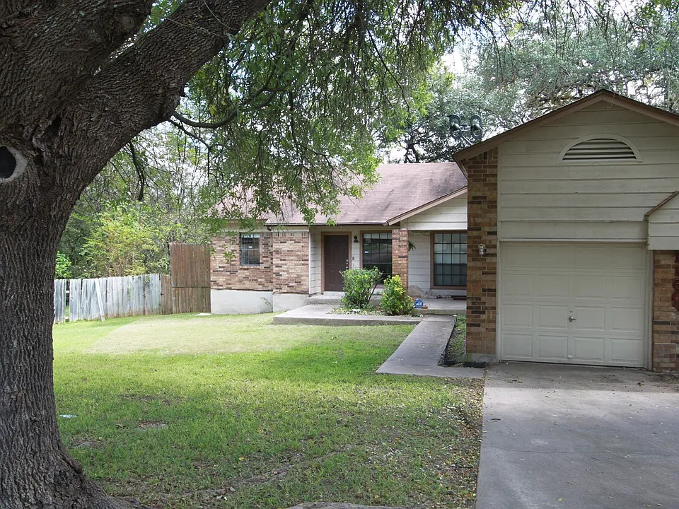 11603 Poplar Cv