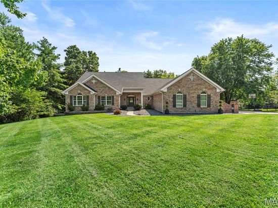 620 Forest Meadow Ct, Defiance, MO 63341