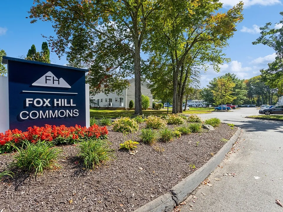 Fox Hill Commons