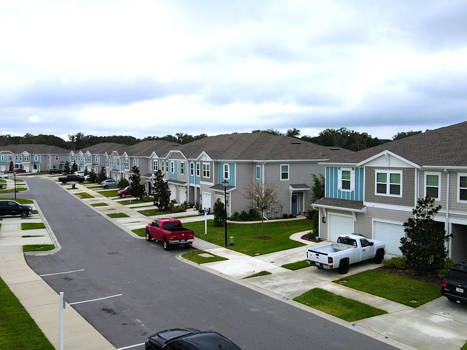 Hardwick Farms Hardwick Farms Classic Collection by Lennar in