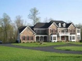 42911 Cedar Ridge Blvd, Chantilly, VA 20152