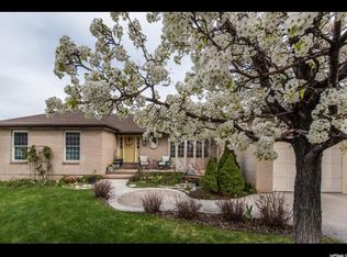 693 Hillside Oak Cir, North Salt Lake, UT 84054