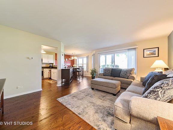 3rd image of 228 W Jennifer Ln #3B