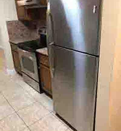 3rd image of 1301 W Hillsdale Blvd APT 202