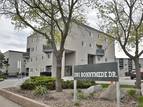 2001 Bonnymede Dr #102, Mississauga, ON L5J 4H8
