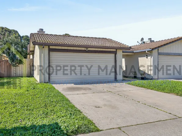 8991 Fox Creek Dr #122, Stockton, CA 95210