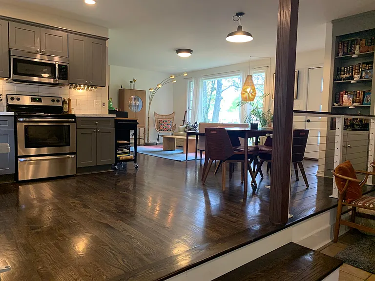 810 Chadwell Dr — Photo 5