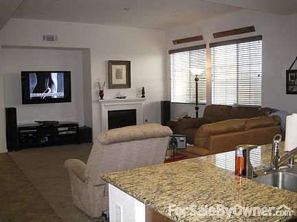 3rd image of 15231 Wildwood Ln