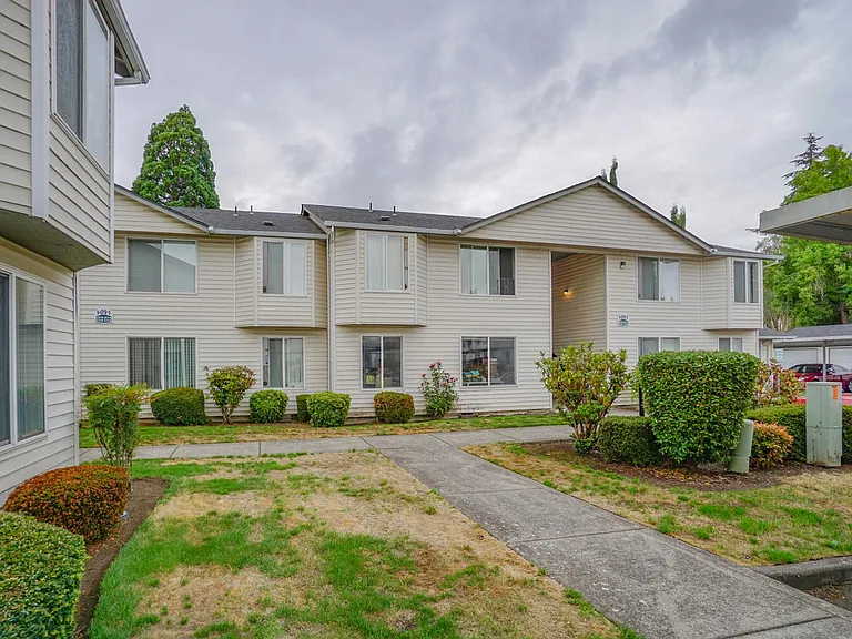 5075-5105 10th Ave NE — Photo 25
