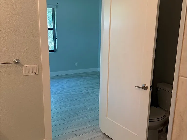 5442 Granada Blvd — Photo 9