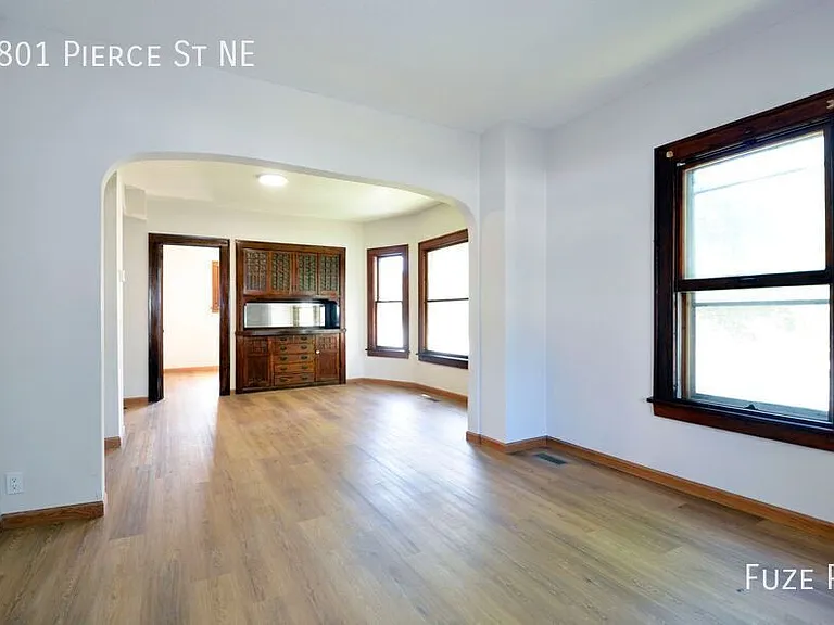 1801 Pierce St NE — Photo 6