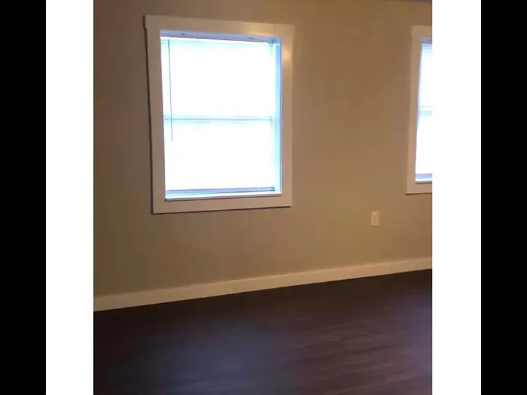 112 W Park St #2 — Photo 6