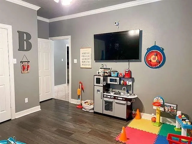 6035 Barrington Ave — Photo 32