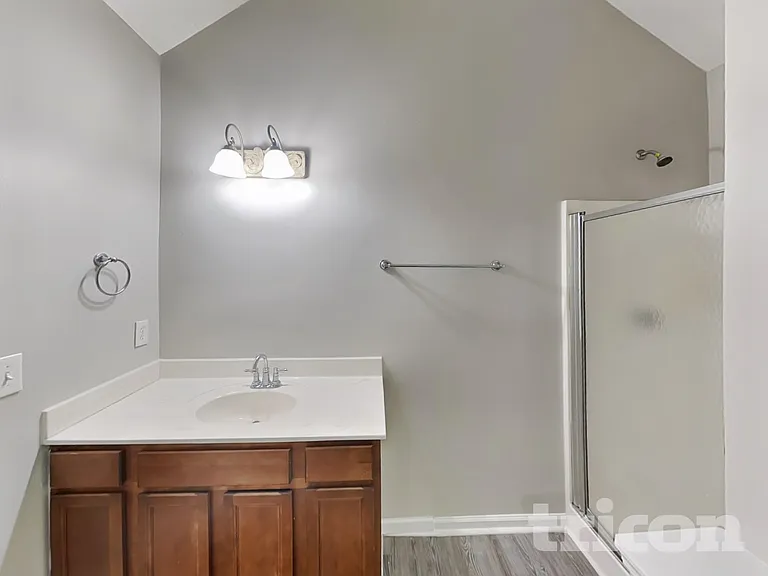 580 River Walk — Photo 10