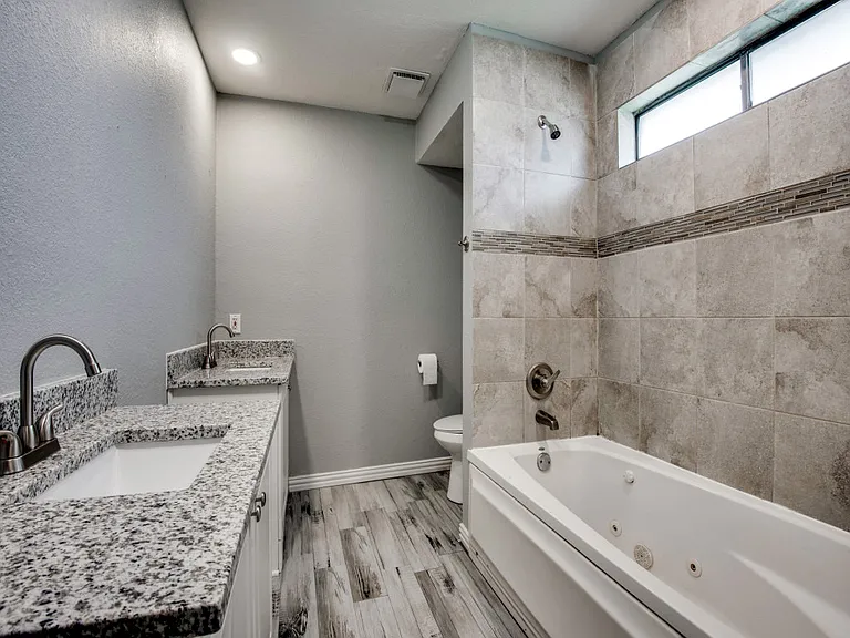 2236 Big Bend Dr — Photo 11
