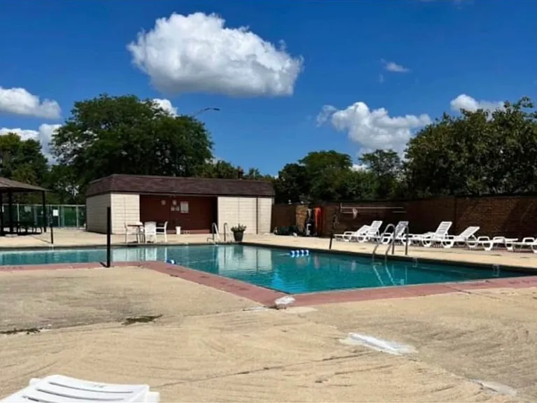 300 S Roselle Rd #206 — Photo 21