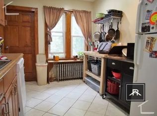 29 S Crescent Circuit #A, Brighton, MA 02135