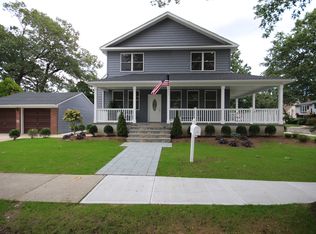 1455 Park Ave, Merrick, NY 11566