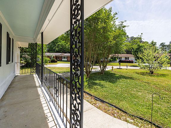 2nd image of 18 Carson Dr