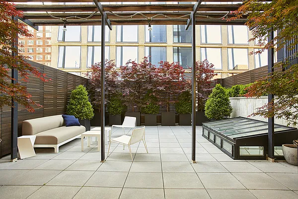 Sold by Stribling | media 32