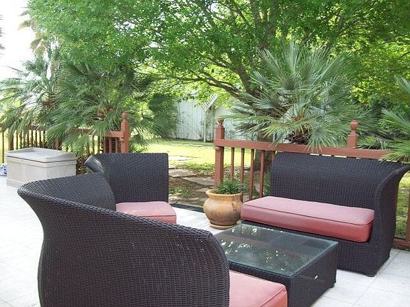 4th image of 101 Woodlake Dr