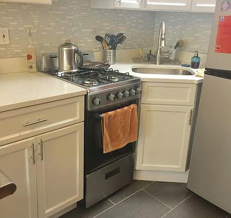 3rd image of 31 W 85th St APT 3C