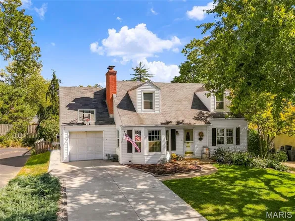 24 Cheyenne Ct, Saint Louis, MO 63122