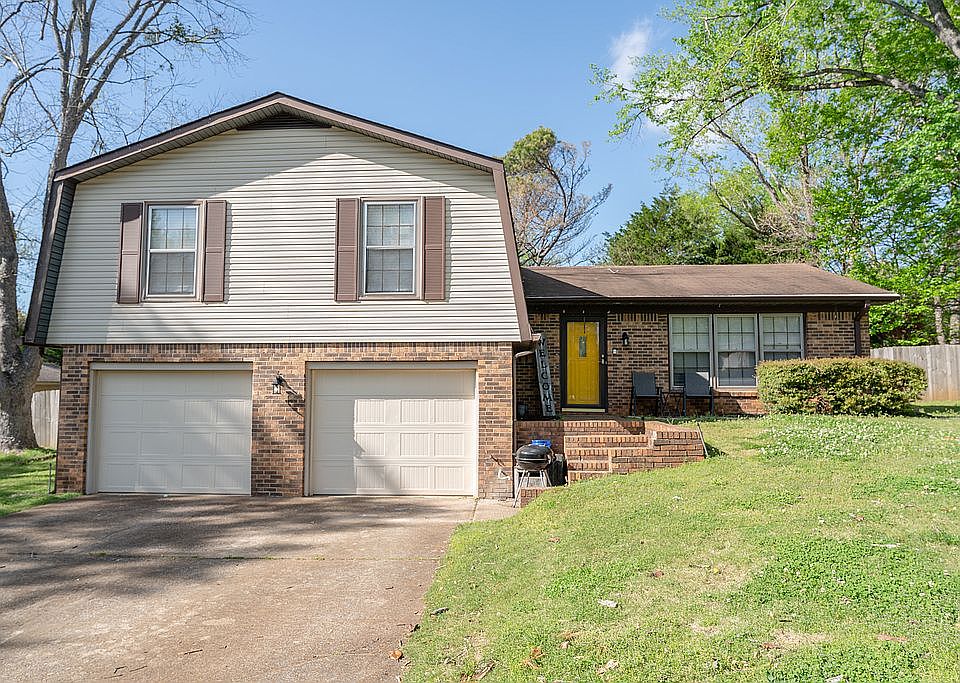 1st image of 1203 Siniard Dr SE