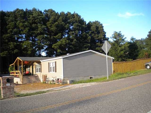 1st image of 26 Riverchase Dr