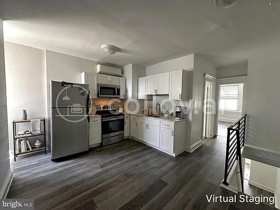 3rd image of 6226 Spruce St Unit 2