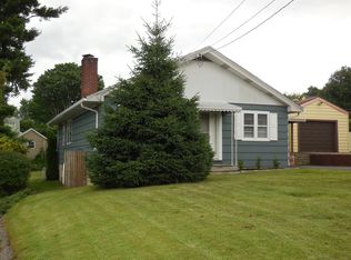 9 4th St, Danbury, CT 06810