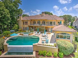 2 W Vintage Point, Rogers, AR 72758