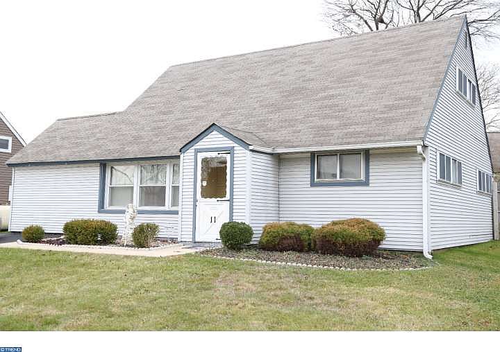 11 Crestwood Rd, Levittown, PA 19057 Zillow