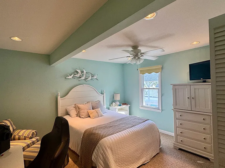 6615 Eleanore Ave — Photo 7