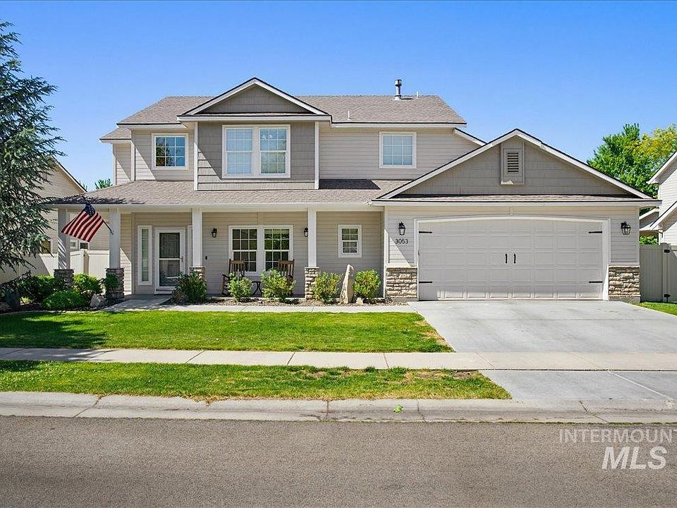 1st image of 3053 E Calabria Dr