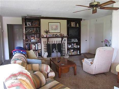 2nd image of 6631 Osborne Dr