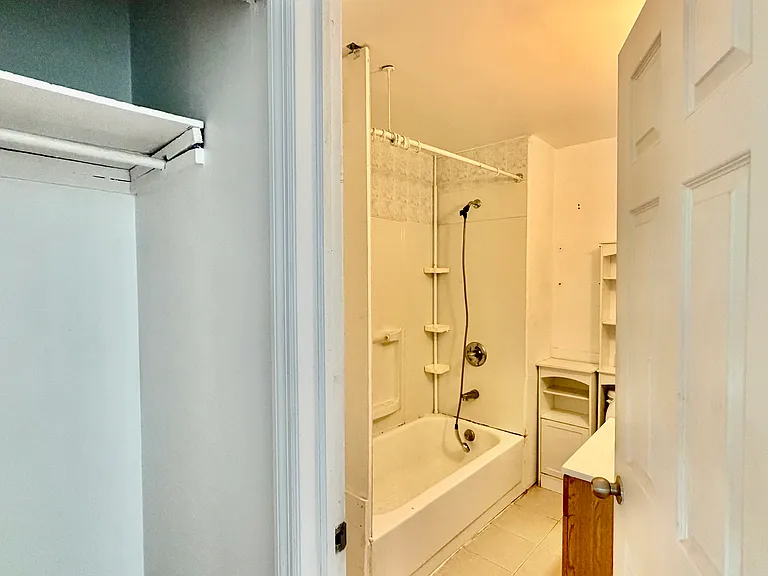 10615 Guy R Brewer Blvd #3 — Photo 5