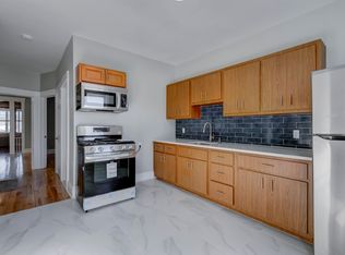 132 W 16th St FLOOR 2, Bayonne, NJ 07002